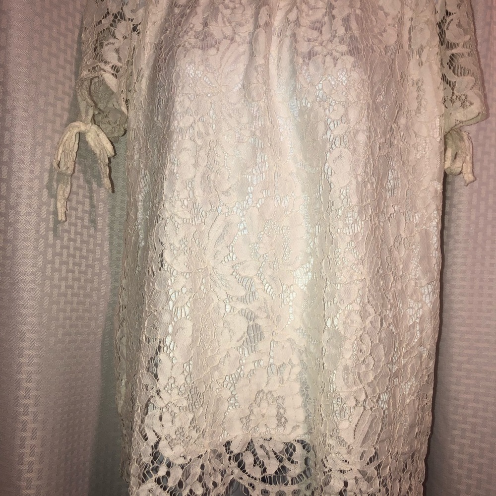 Lace Top - Picture 4 of 8